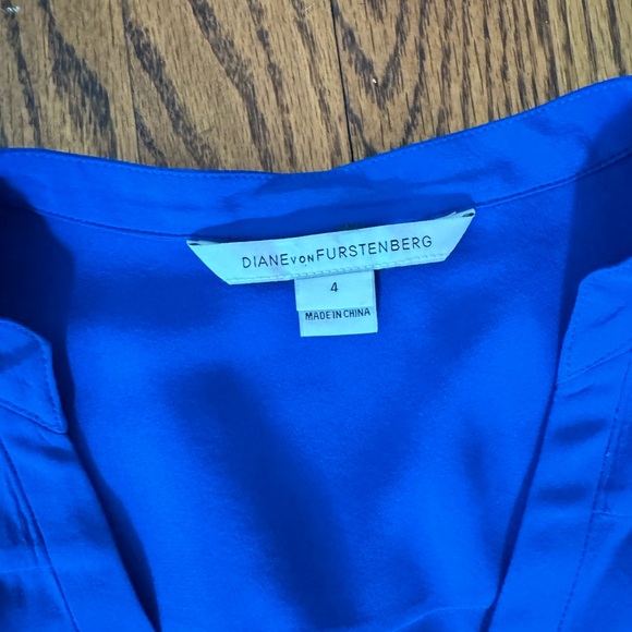 DVF Silk Blouse - Picture 3 of 3